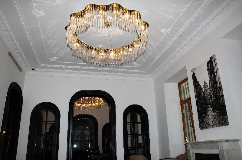 Lush Hotel Taksim - Special Category Istanboel Buitenkant foto