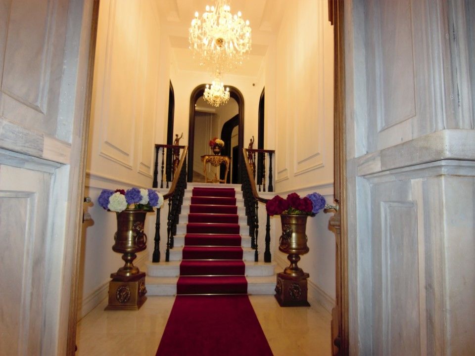 Lush Hotel Taksim - Special Category Istanboel Buitenkant foto