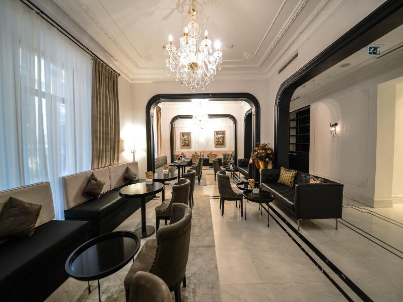 Lush Hotel Taksim - Special Category Istanboel Buitenkant foto