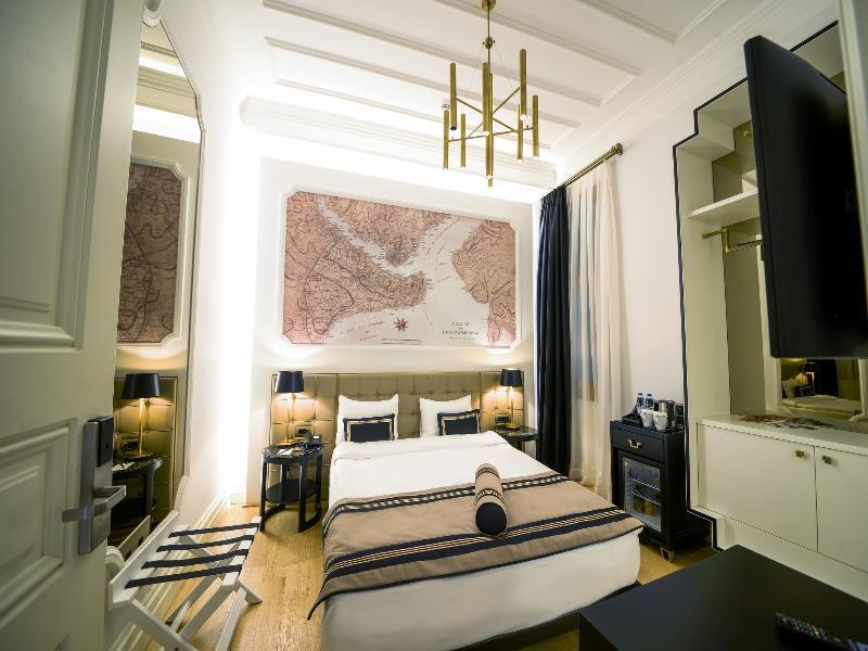 Lush Hotel Taksim - Special Category Istanboel Buitenkant foto